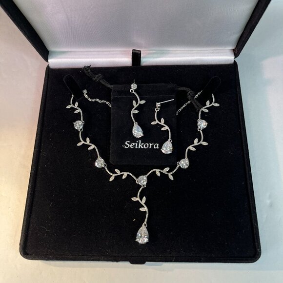 Necklace and Earring Zirconia Silver Art Party Formal Wedding Jewelry set - Picture 1 of 5